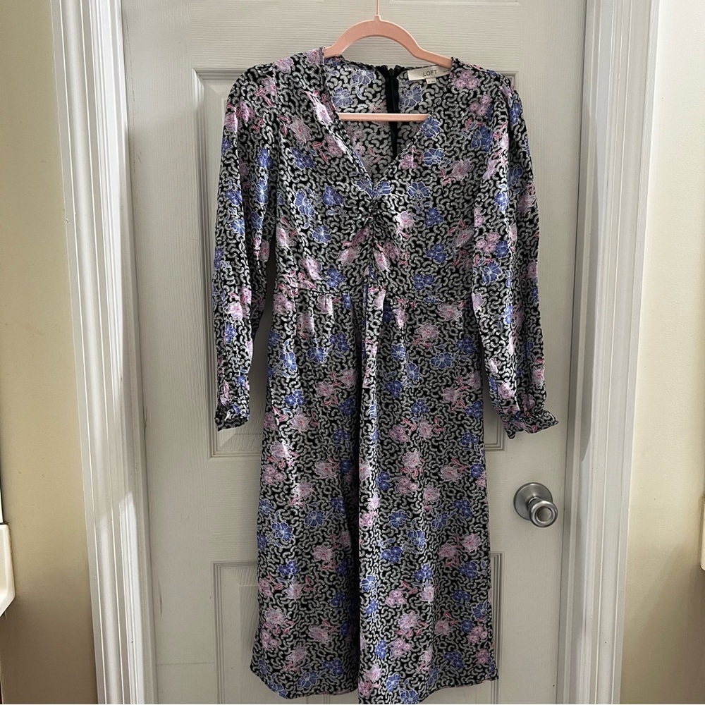 ❤️3/$15 Loft Women Midi Dress